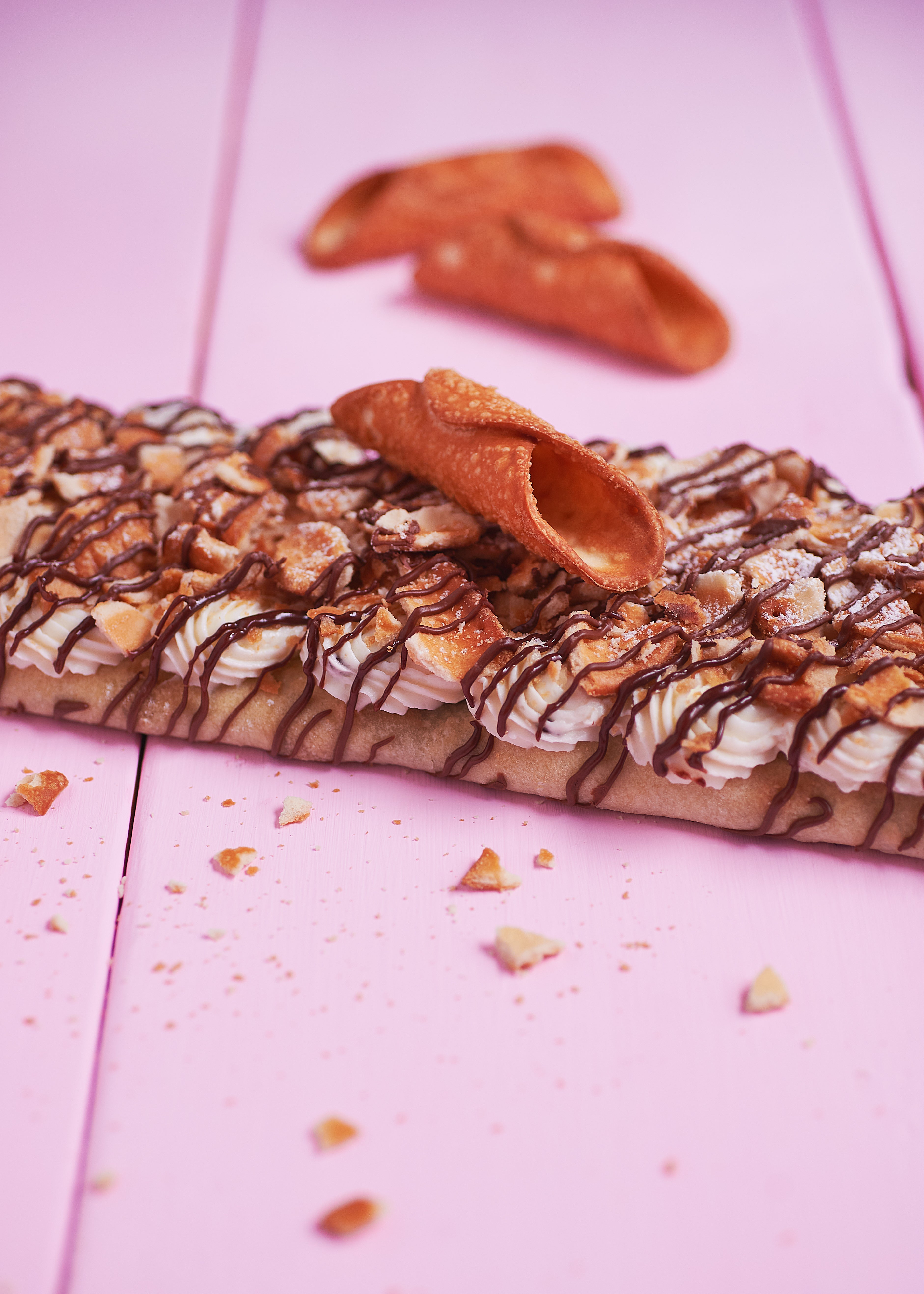 Holy Cannoli Log